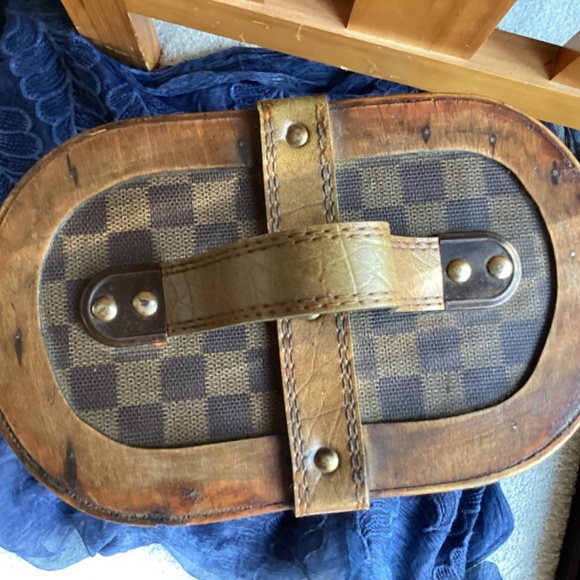 Unique Wine Caddy - Picture 5 of 8